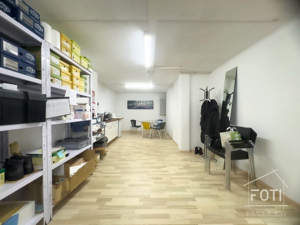 Local commercial, déjà loué, avec bon rendement stable 4,5%. 6