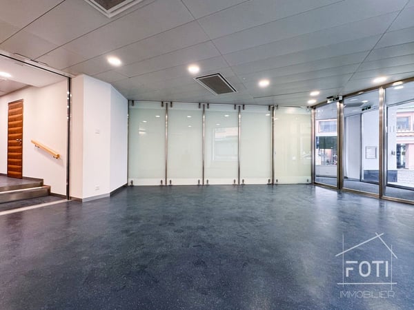 Immeuble commercial de qualité en plein coeur de ville - visibilité et potentiel 3