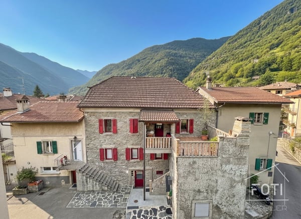 Immeuble de 3 logements loués au rendement de 4,26% garanti et potentiel à 4,93% 2