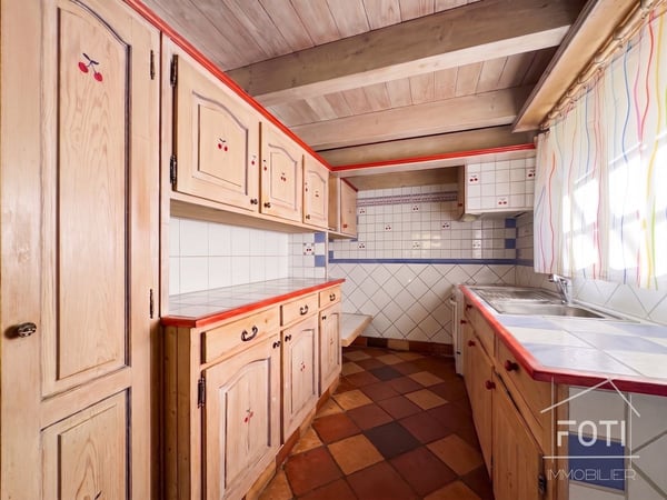 Maison villageoise à Villeneuve - Immeuble de rendement avec 3 appartements 2