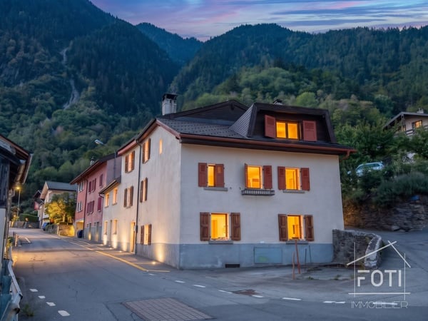 Immeuble de rendement à Martigny-Combe - 5,04 % brut avec potentiel de valorisation. 12
