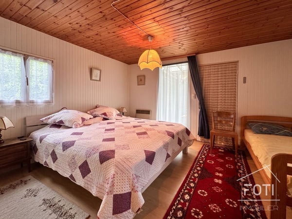 Chalet 2,5 pièces à rénover - jardin, terrasse et vue montagne 8