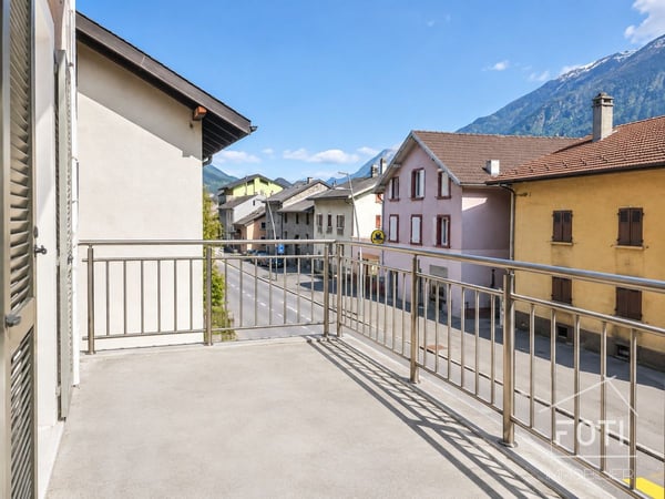 Immeuble de rendement avec 8 lots entièrement loués à 4,77% brut + terrain avec fort potentiel (1 million) 13