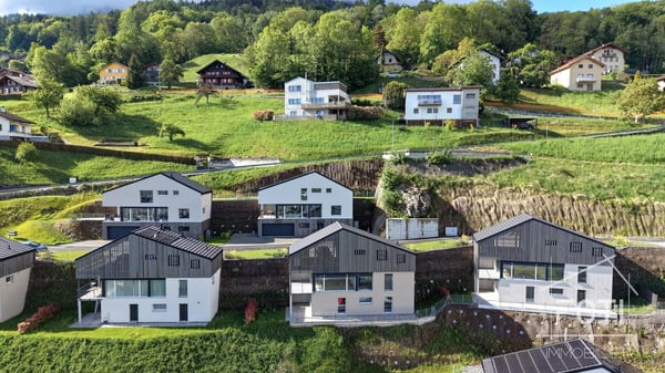 Villa individuelle NEUVE de 4,5 pièces avec belle vue sur la plaine. 6