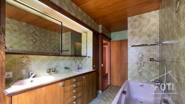 Avenue de la Gare 5 sur la rue piétonne, immeuble mixte à rénover ! 12