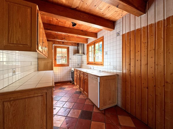 Maison villageoise à Villeneuve - Immeuble de rendement avec 3 appartements 9