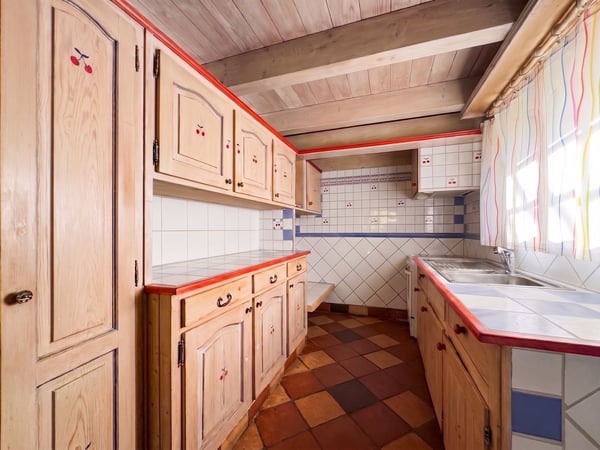 Maison villageoise à Villeneuve - Immeuble de rendement avec 3 appartements 3