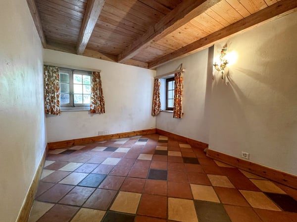 Charmant immeuble de 3 appartements à Villeneuve en pleine nature 5