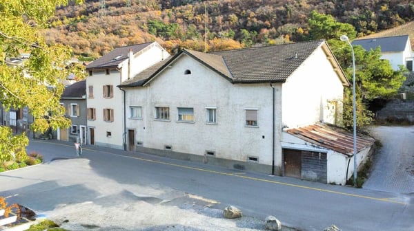 Immeuble 7 appartements + une salle polyvalente 1