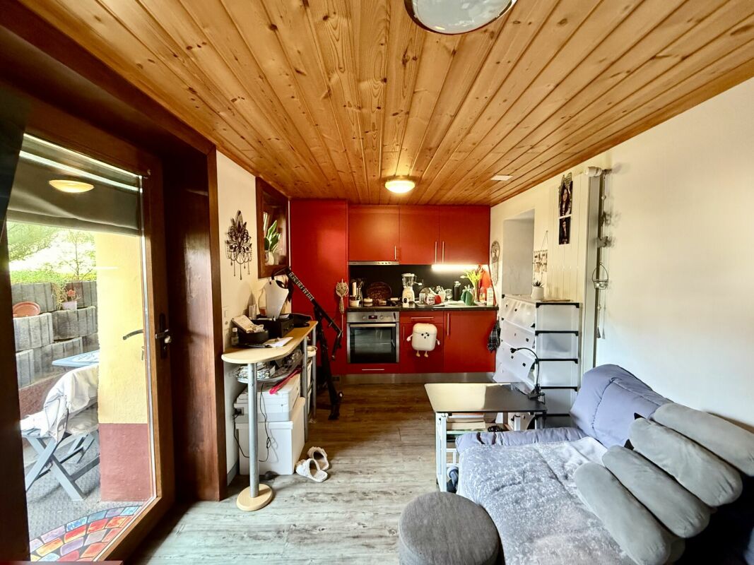 Maison de 5 pièces au centre de Réchy