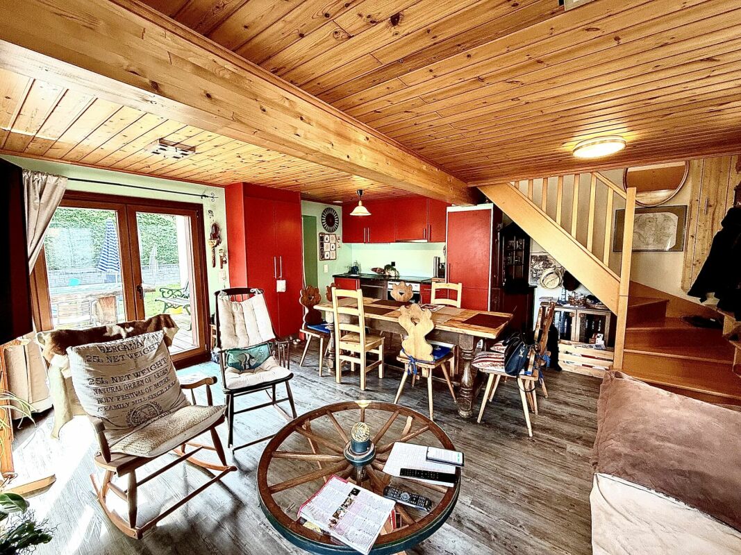 Maison de 5 pièces au centre de Réchy