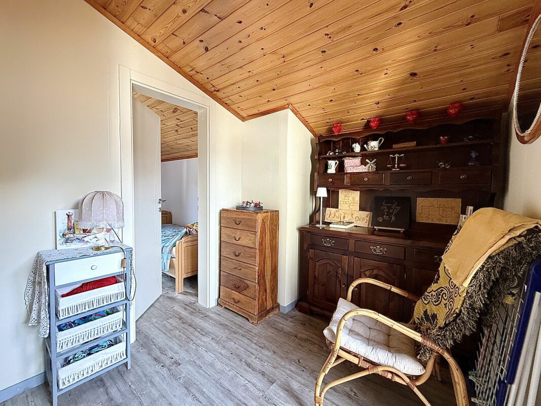 Maison de 5 pièces au centre de Réchy