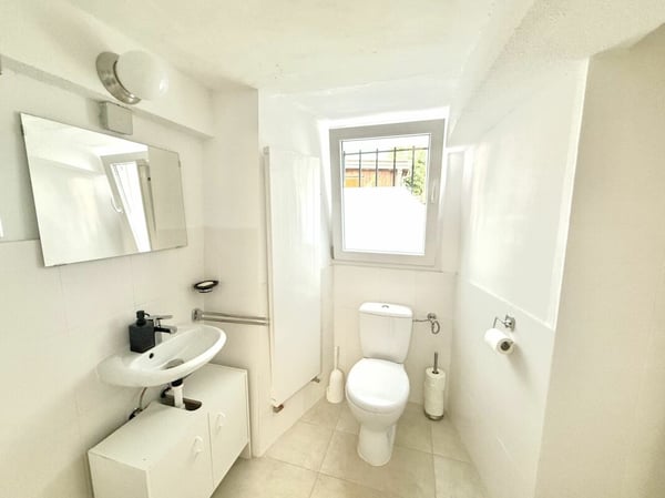 Immeuble de rendement au centre de Bex 14