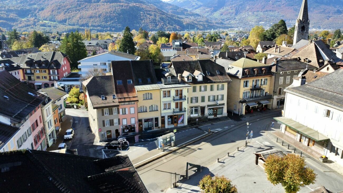 Immeuble de rendement au centre de Bex
