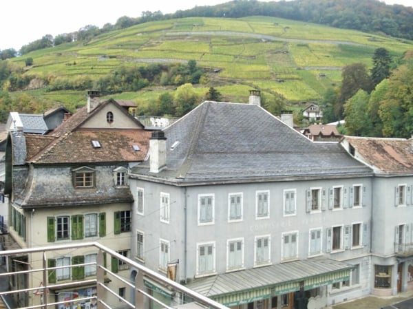 Immeuble de rendement au centre de Bex 8