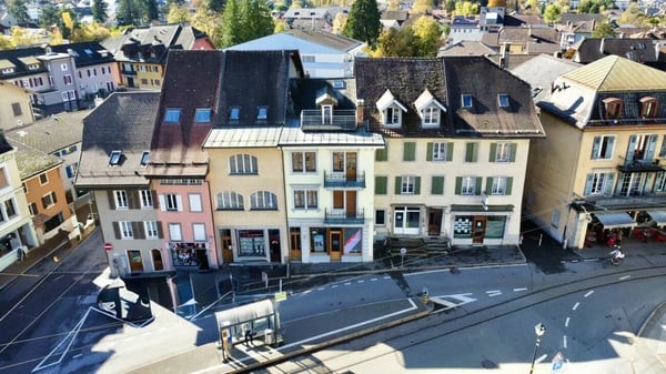 Immeuble de rendement au centre de Bex 5