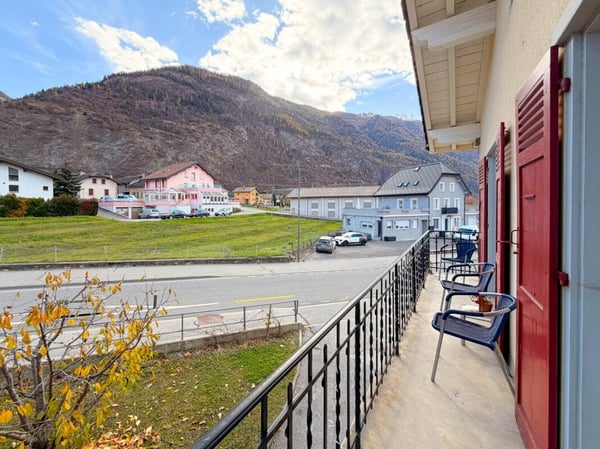 Maison multi-appartements avec local commercial et dépôt / bureau 7