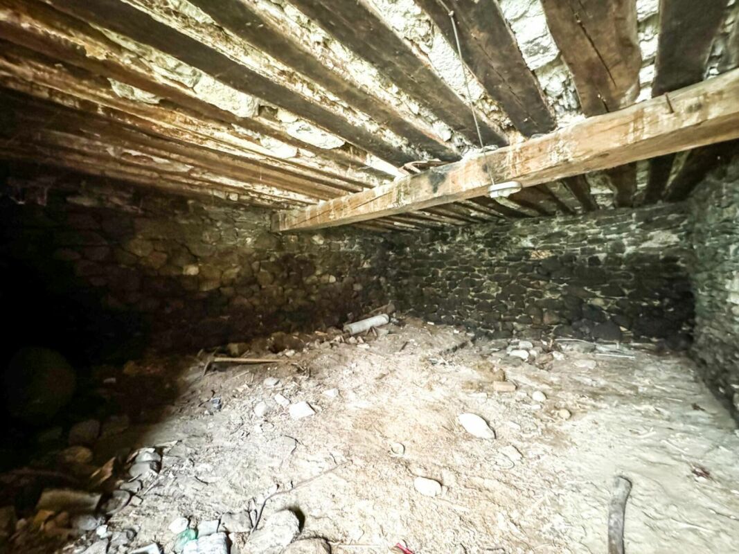 Grange 4.5 pièces à Chalais