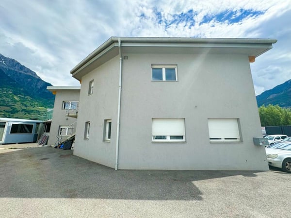 Appartement 5.5 pièces à Fully 6