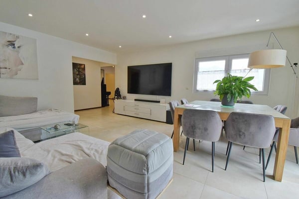 Appartement 5.5 pièces à Fully 8