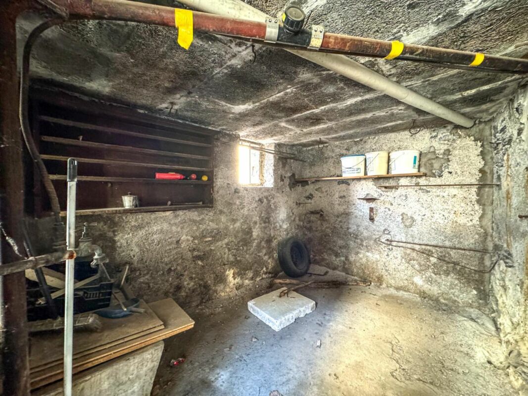 Maison multi-appartements 10 pièces à Ardon