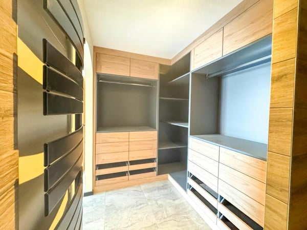 Duplex 3.5 pièces à Saxon 14