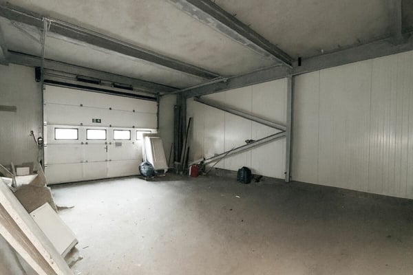 Atelier brut au Rez à Saxon (limite Riddes) 4