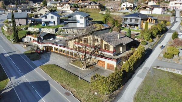 Grande maison avec beaucoup de potentiel à Chamoson 1