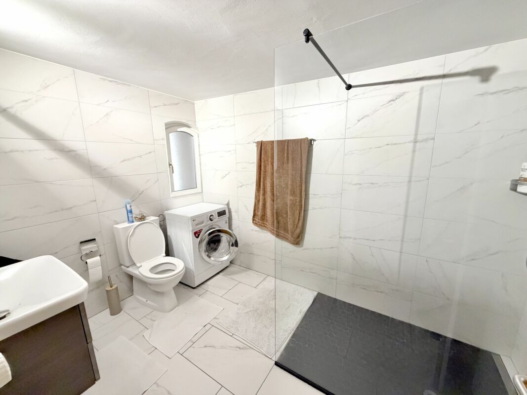 Réservé / Appartement indépendant de 3.5 pièces à Savièse