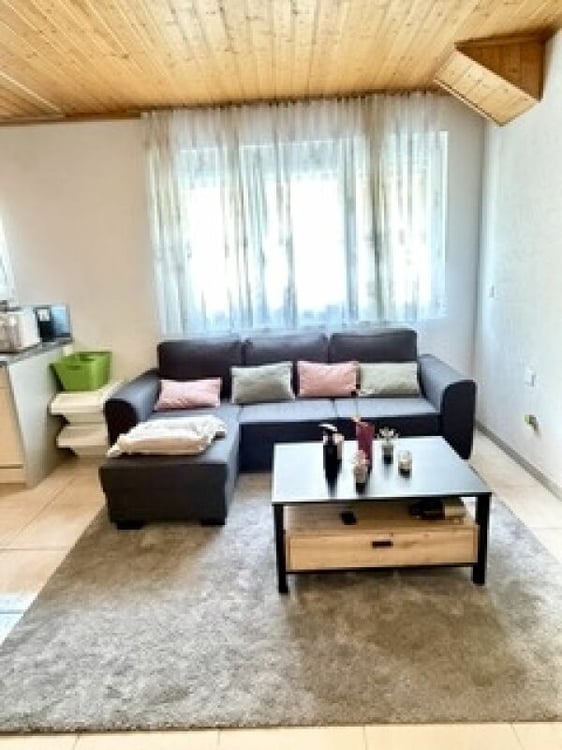 À louer : Appartement 3 pièces rénové à Fully 2