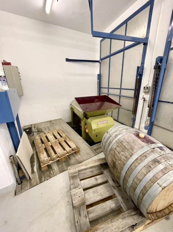 Maison à rénover avec cave aménageable selon désire 21