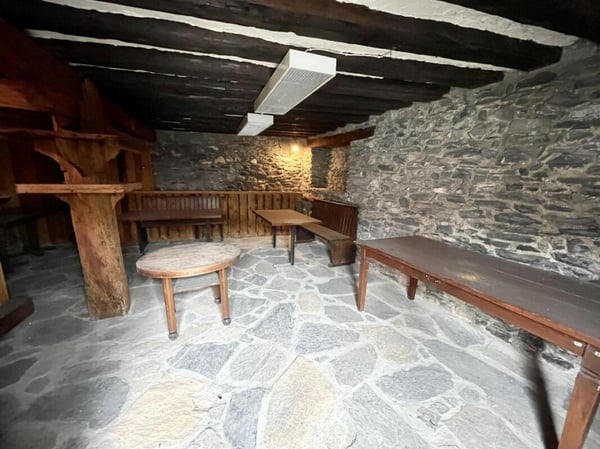 Maison à rénover avec cave aménageable selon désire 23