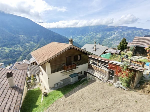 Maison 5.5 pièces sur 3 niveaux avec grande terrasse à St-Martin 6