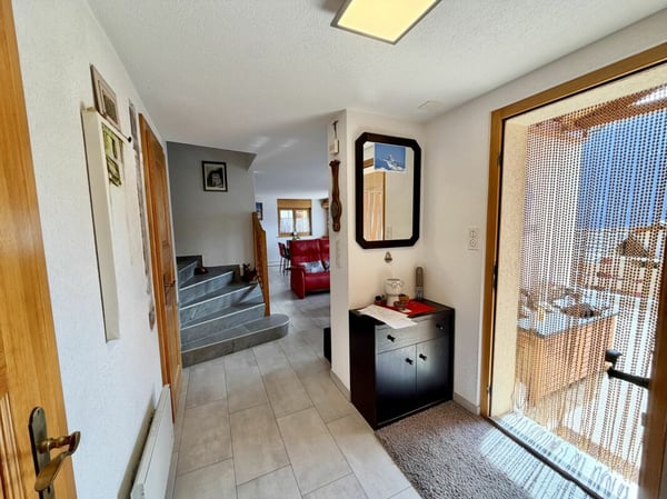 Maison 5.5 pièces sur 3 niveaux avec grande terrasse à St-Martin 21