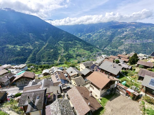 Maison 5.5 pièces sur 3 niveaux avec grande terrasse à St-Martin 14