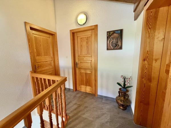Maison 5.5 pièces sur 3 niveaux avec grande terrasse à St-Martin 35