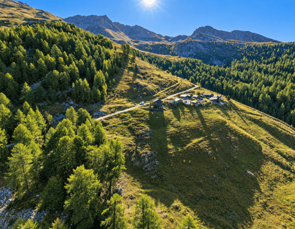 Un bien d'exception au coeur des alpages des Mayens de Mase 7