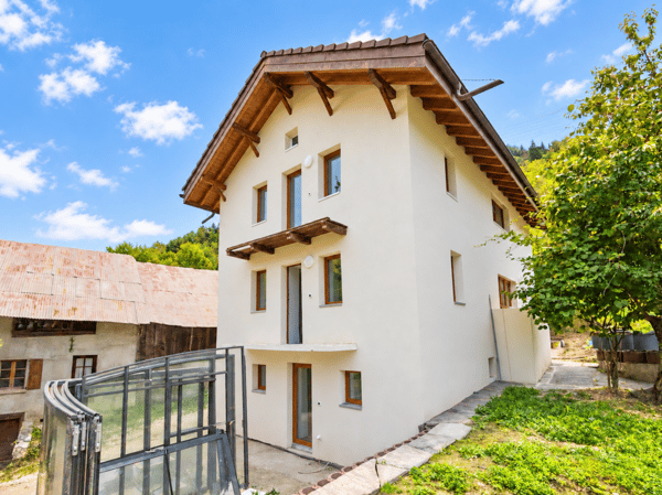 Immeuble de rendement neuf avec rendement de 5,47 % - Sion / Turin-Salins 1