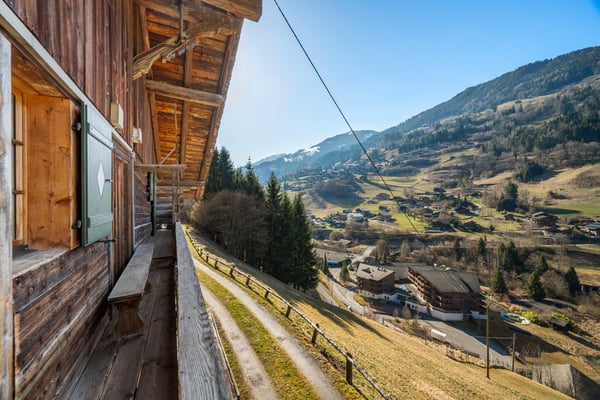 Un chalet de caractère au cœur d’un écrin naturel 14