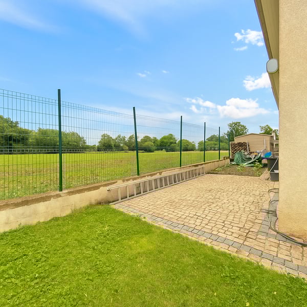 VILLA SAINT GENIS POUILLY 12