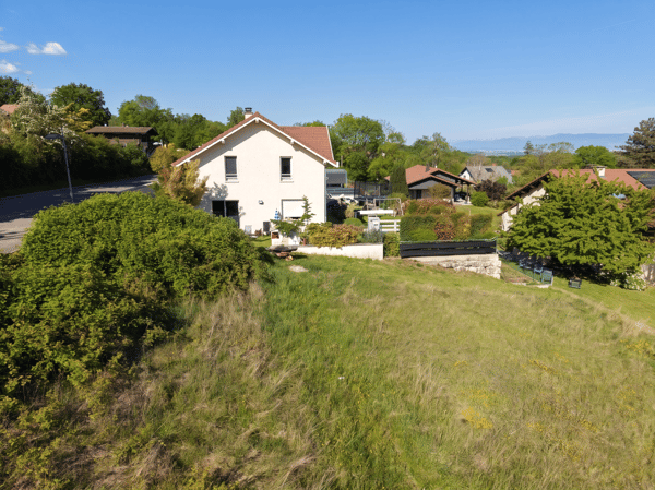 Villa Contemporaine RE 2020   135 m² sur 712 m²   PÉRON 8