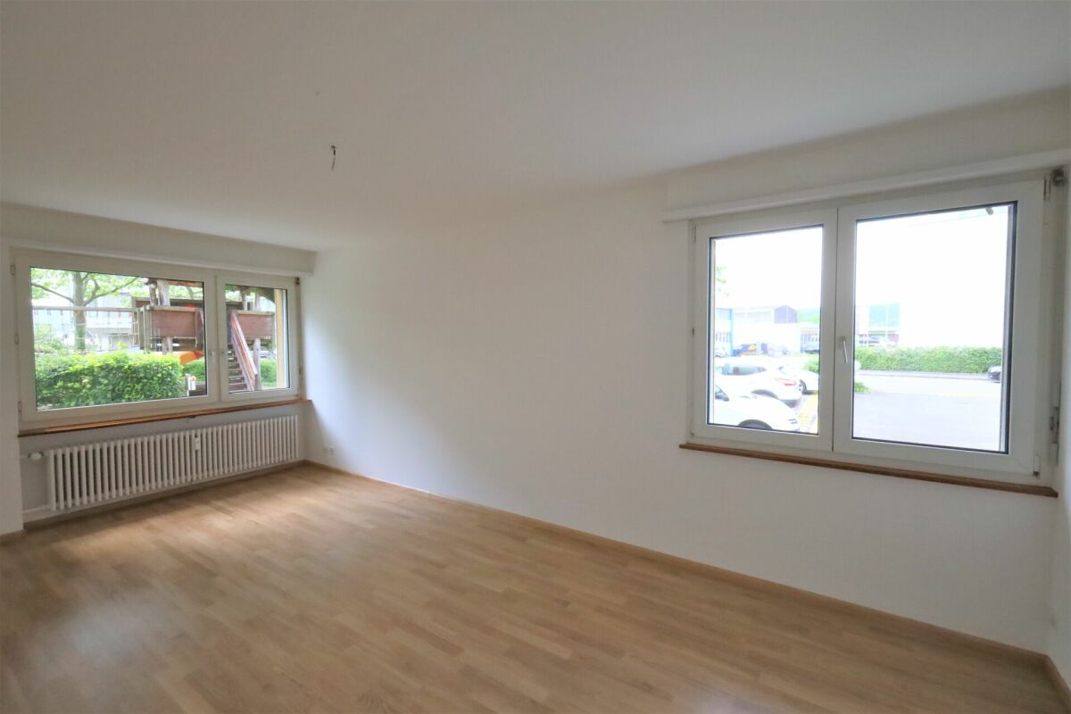 Appartamenti moderni in proprietà ristrutturata nel quartiere di Längi