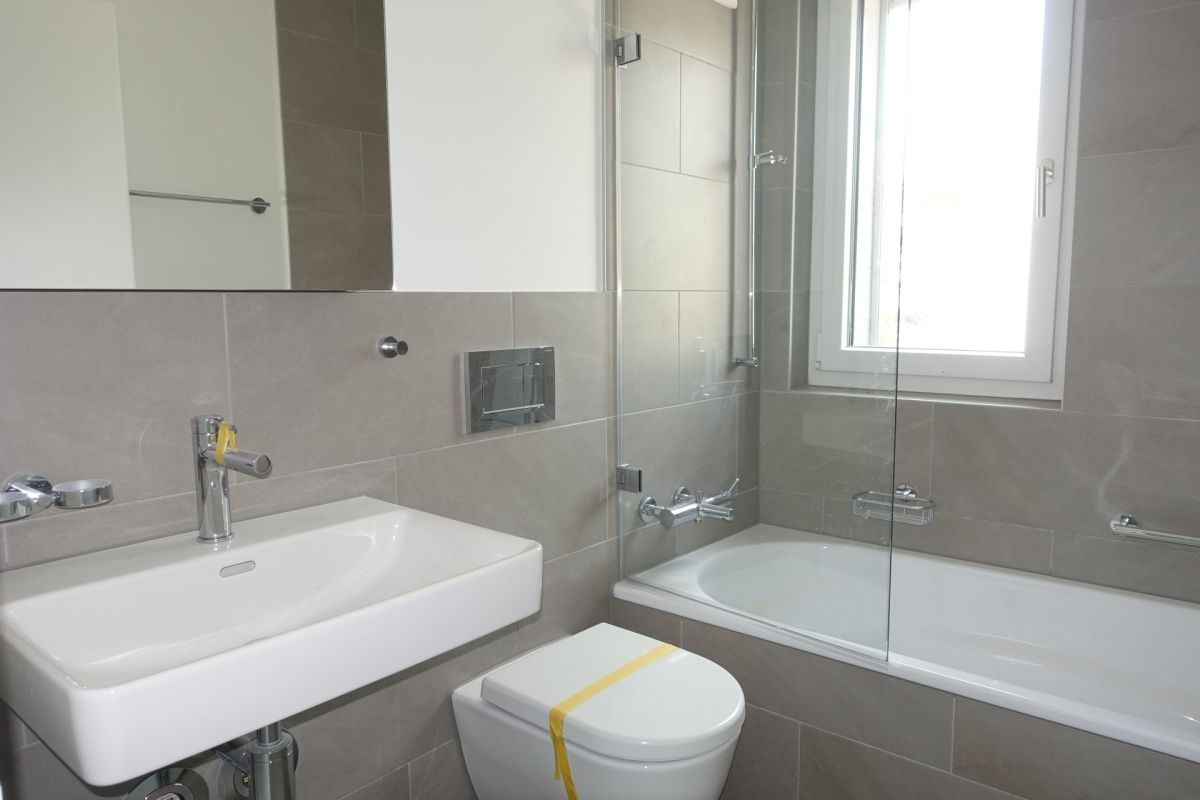 Moderne 4.5-Zimmerwohnung in Reinach