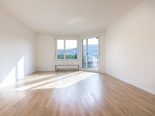 Grosszügige 5.5 Zimmerwohnung in Aesch 8
