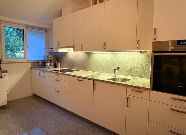Grosse 1.5-Zimmerwohnung mit Balkon 2