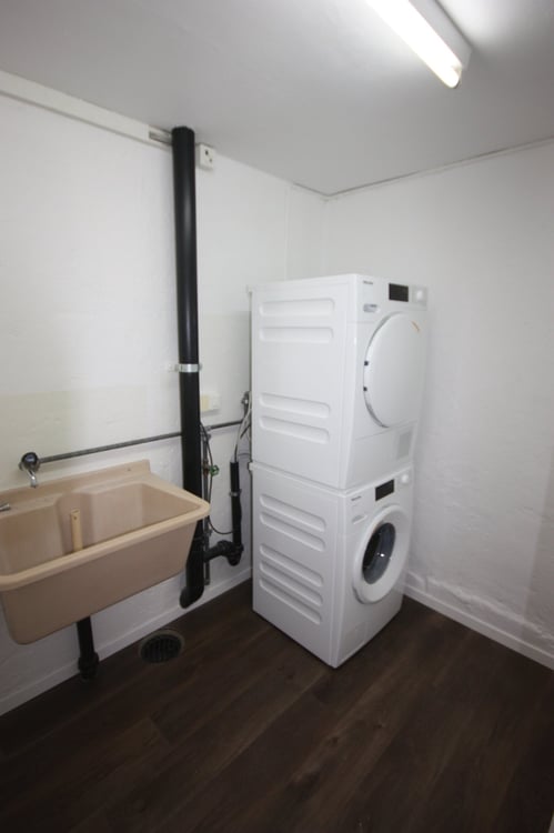 Charmante 1.5-Zimmer-Maisonette in historischem Gebäude in Bassersdorf 12