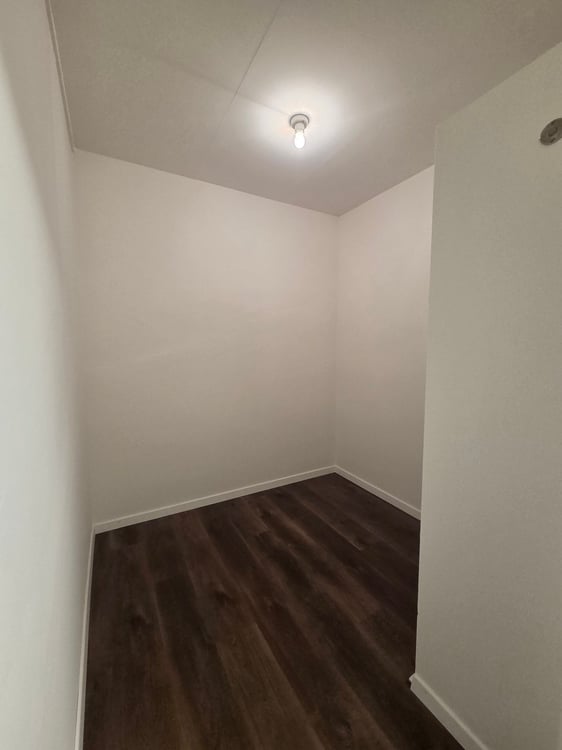 Charmante 1.5-Zimmer-Maisonette in historischem Gebäude in Bassersdorf 13