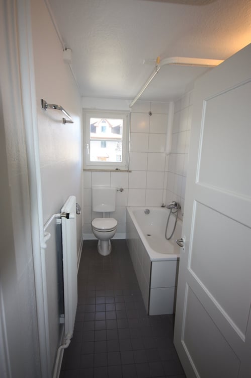 Charmante 1.5-Zimmer-Maisonette in historischem Gebäude in Bassersdorf 10