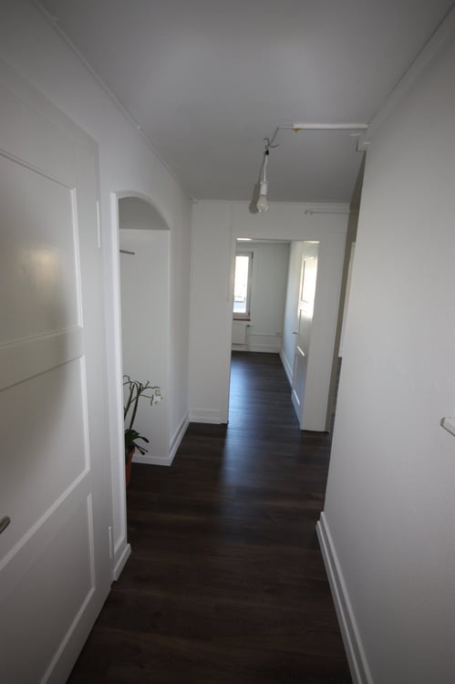 Charmante 1.5-Zimmer-Maisonette in historischem Gebäude in Bassersdorf 6