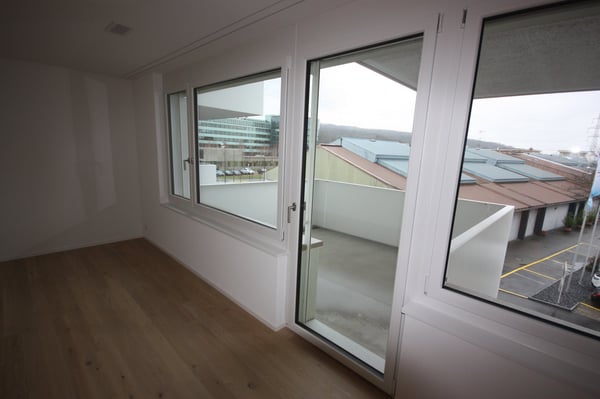 Moderne 3.5-Zimmer-Wohnung mit Balkon und Minergie-Zertifikat in Dübendorf 4